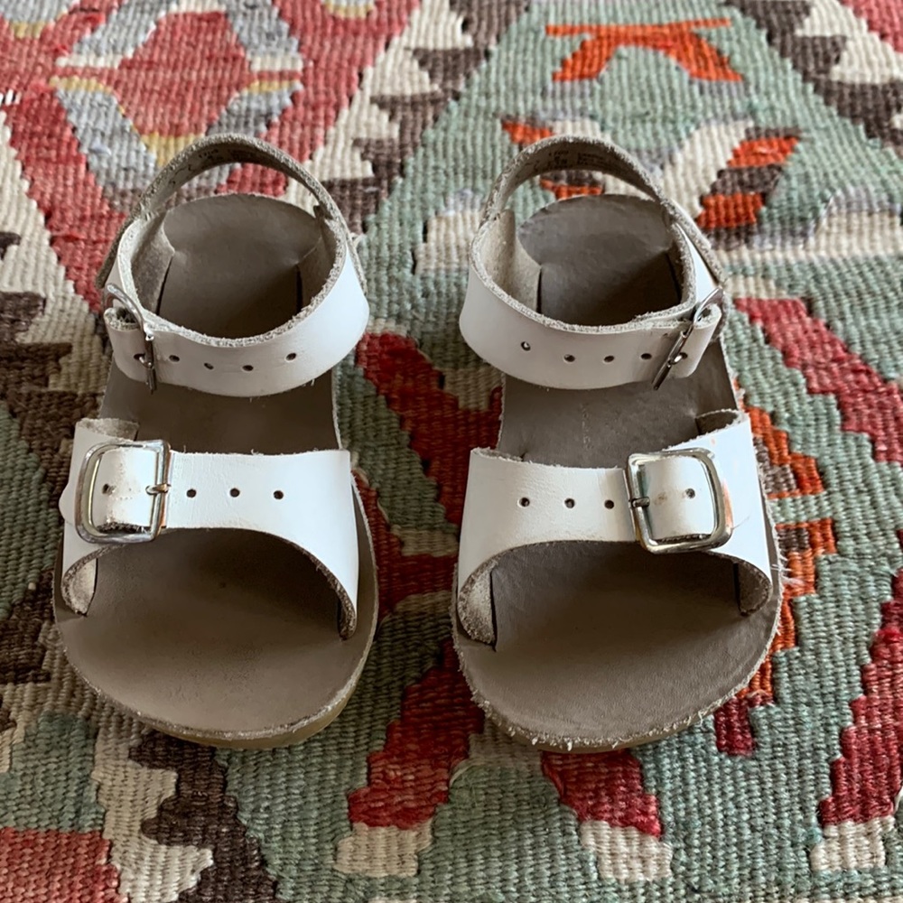 Saltwater sandals